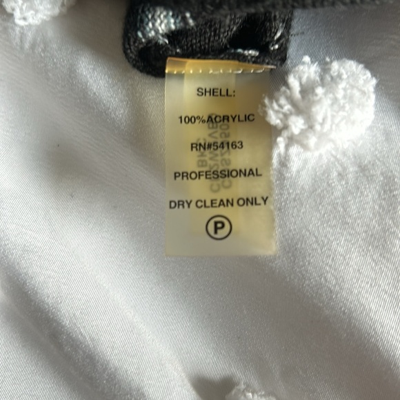 Calvin Klein sweater dress - Picture 4 of 4